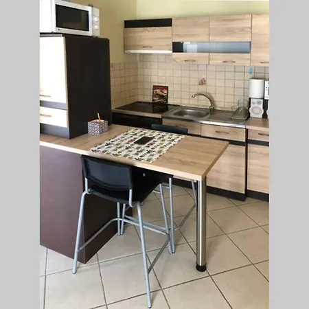 Cozy In The Heart Of דירה סלוניקי